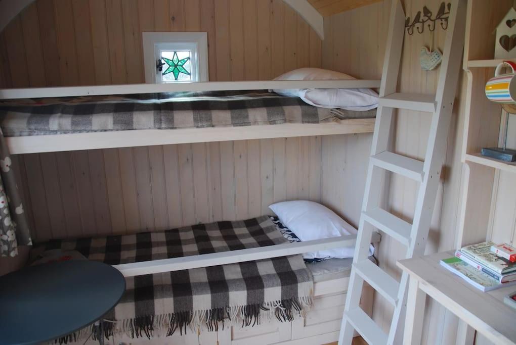 Skylark Shepherds Hut Royal Tunbridge Wells Eksteriør billede