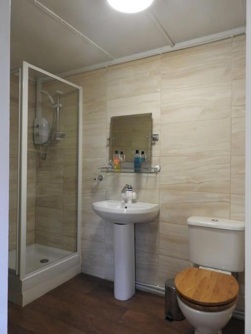 Skylark Shepherds Hut Royal Tunbridge Wells Eksteriør billede