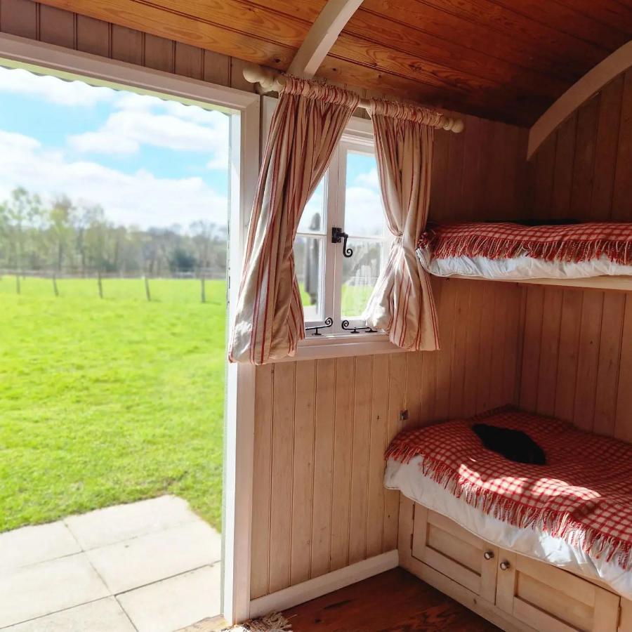 Skylark Shepherds Hut Royal Tunbridge Wells Eksteriør billede