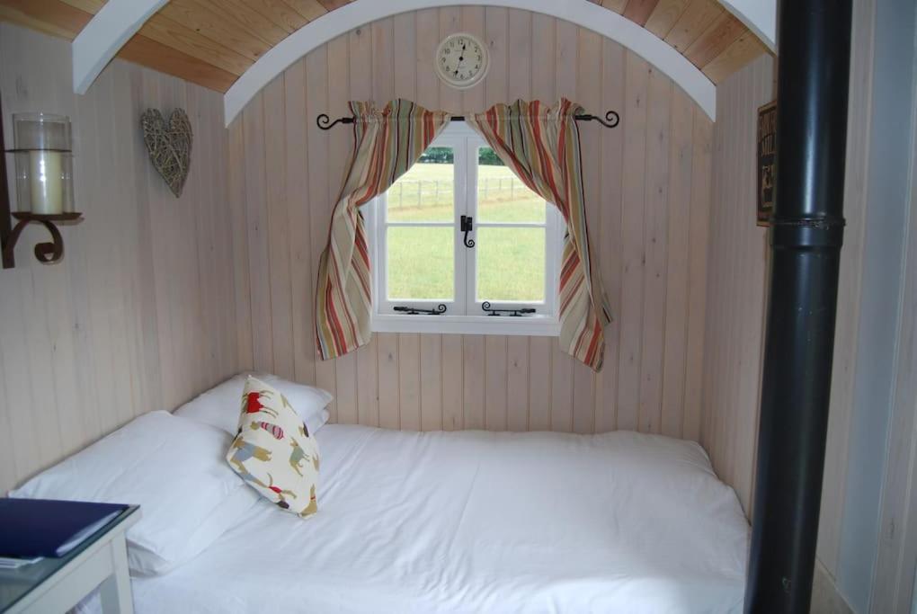 Skylark Shepherds Hut Royal Tunbridge Wells Eksteriør billede