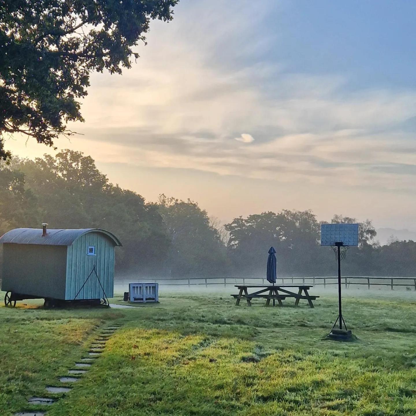 Skylark Shepherds Hut Royal Tunbridge Wells Eksteriør billede